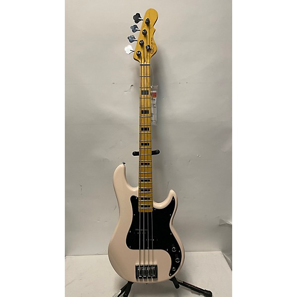 Used G&L Tribute LB100 Electric Bass Guitar