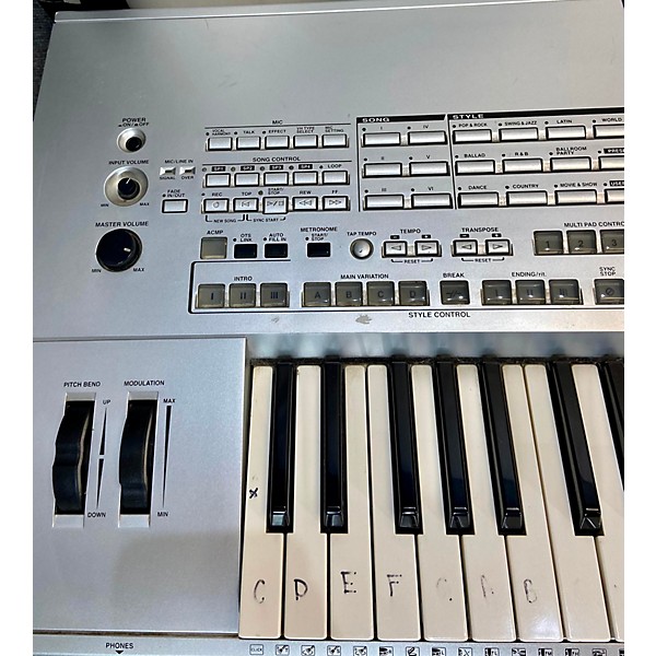 Used Yamaha Tyros 1 Keyboard Workstation