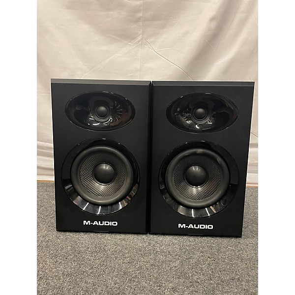 Used M-Audio BX5 Pair Powered Monitor