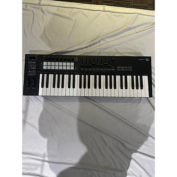 Used Novation Used Novation Launchkey 49 Key MIDI Controller