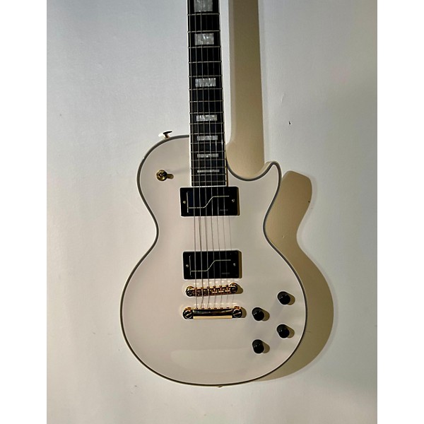 Used Epiphone Used Epiphone Matt Heafy Les Paul Custom Alpine White Solid Body Electric Guitar