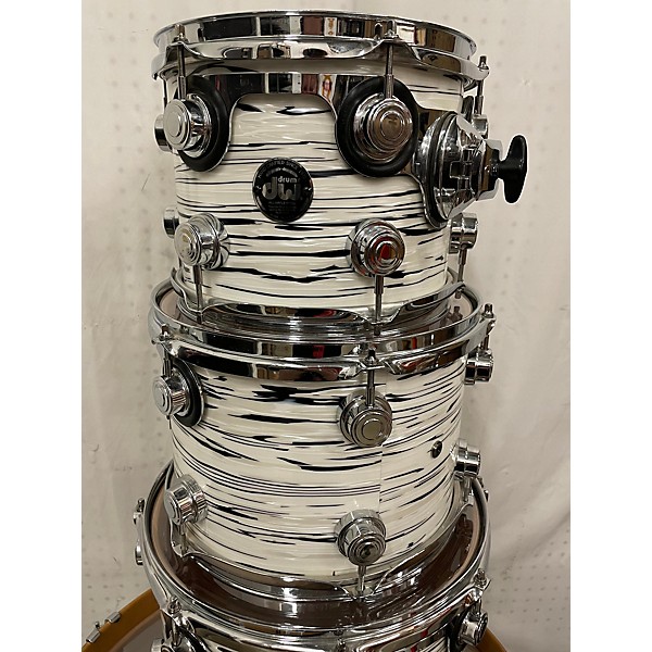 Used DW 2000 Collectors Series Drum Kit