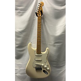 Used Fender Used Fender Stratocaster Polar White Solid Body Electric Guitar