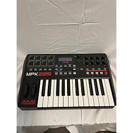 Used Akai Professional Used Akai Professional MPK225 25-Key MIDI Controller