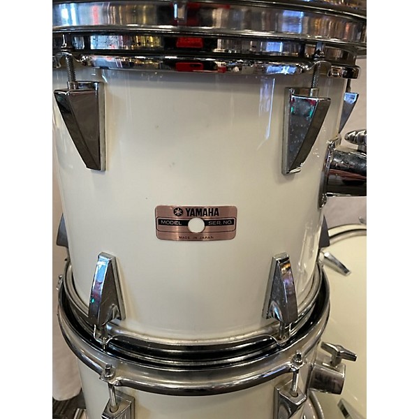 Used Yamaha Used Yamaha 5 piece 8000 SERIES DRUM KIT White Drum Kit