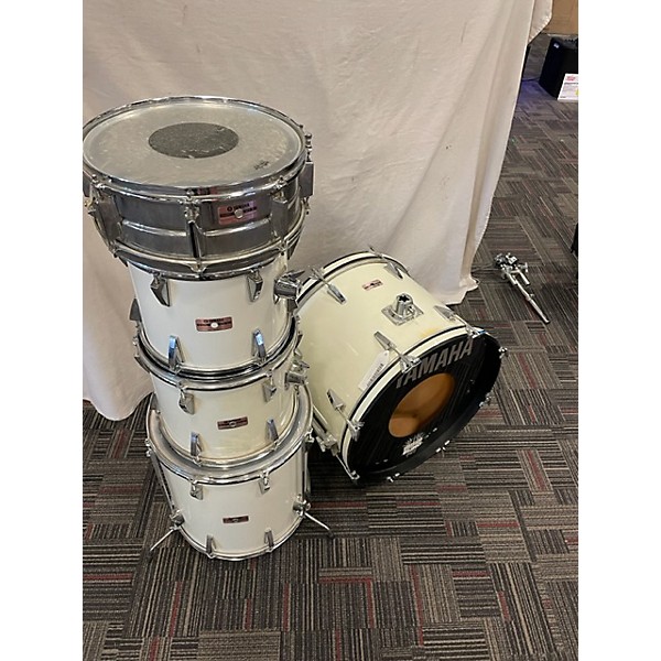 Used Yamaha Used Yamaha 5 piece 8000 SERIES DRUM KIT White Drum Kit