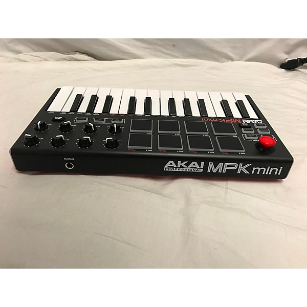 Used Akai Professional Used Akai Professional MPK Mini MIDI Controller