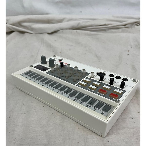 Used KORG Volca Sample Synthesizer