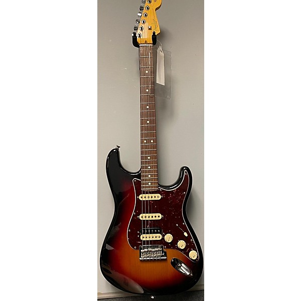 Used Fender Used Fender American Professional II Stratocaster 3 Tone Sunburst Solid Body Electric Guitar