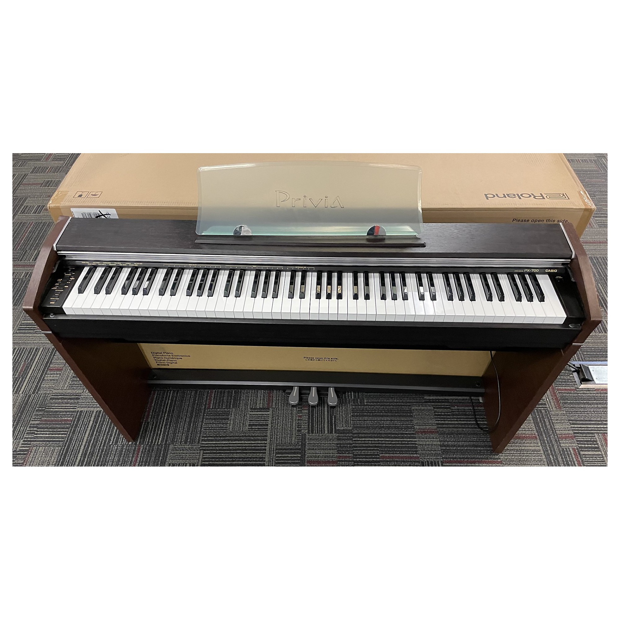 Piano casio px 700 hotsell