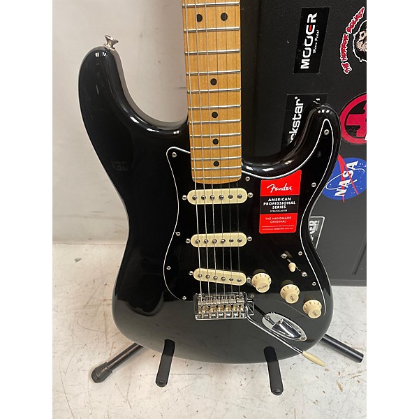 Used Fender Used 2019 Fender Player Stratocaster Limited Edition Black Solid Body Electric Guitar