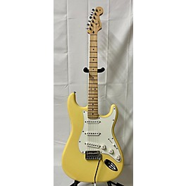 Used Fender Used 2022 Fender Player Stratocaster Yellow Solid Body Electric Guitar