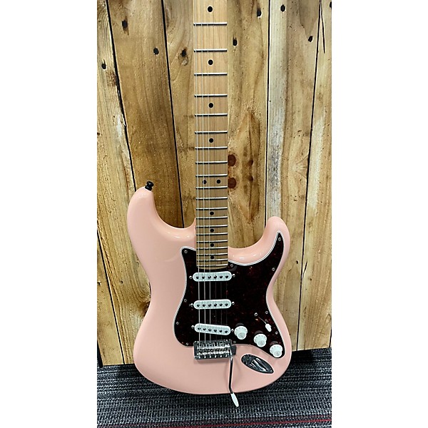 Used Fender Used Fender Player Stratocaster Shell Pink Solid Body Electric Guitar