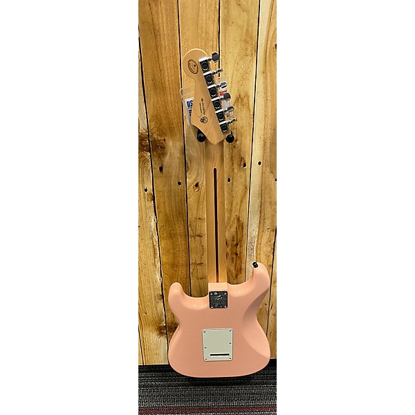 Used Fender Used Fender Player Stratocaster Shell Pink Solid Body Electric Guitar