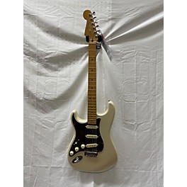 Used Fender Used Fender Player Plus Stratocaster Left-Handed Olympic Pearl Solid Body Electric Guitar