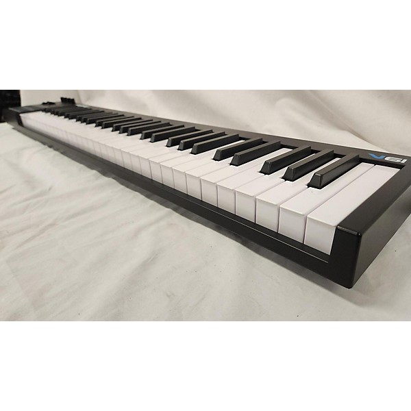 Used Alesis V61 61-Key MIDI Controller