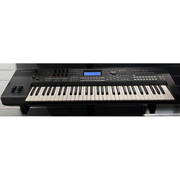 Used Yamaha MOXF6 61 Key Keyboard Workstation