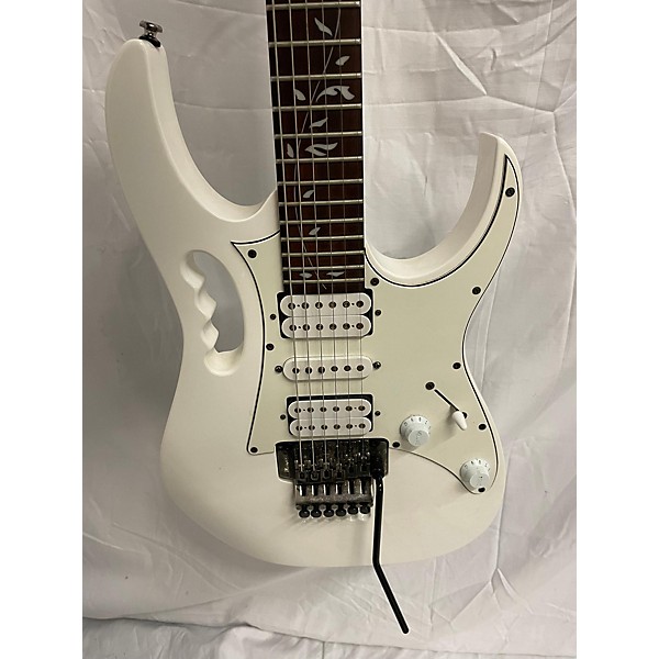 Used Ibanez Used Ibanez JEMJR White Solid Body Electric Guitar