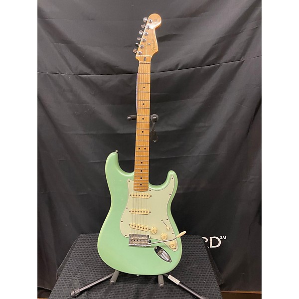 Used Fender Used 2021 Fender Stratocaster Seafoam Pearl Solid Body Electric Guitar