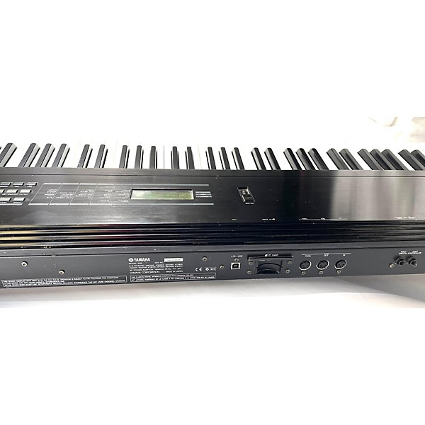 Used Yamaha S08 88 Key Synthesizer