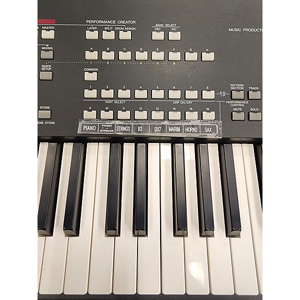 Used Yamaha MOFX8 88 Key Keyboard Workstation