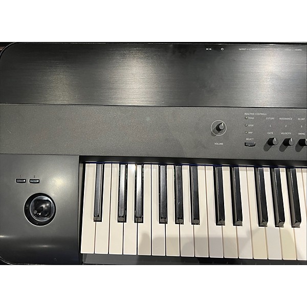 Used KORG Used KORG Krome 88 Key Keyboard Workstation