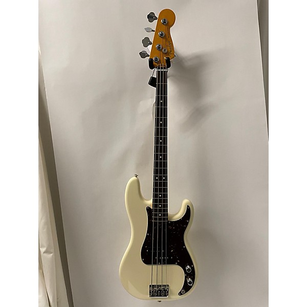 Used Fender Used 2023 Fender American Professional II Precision Bass Antique White Electric Bass Guitar