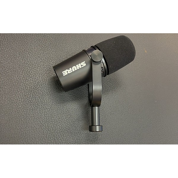 Used Shure MV7 USB Microphone