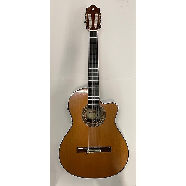 Used Alhambra 9PCWE5 Classical Acoustic Electric Guitar