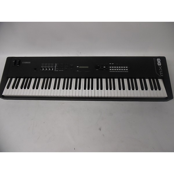 Used Yamaha MX88 Synthesizer