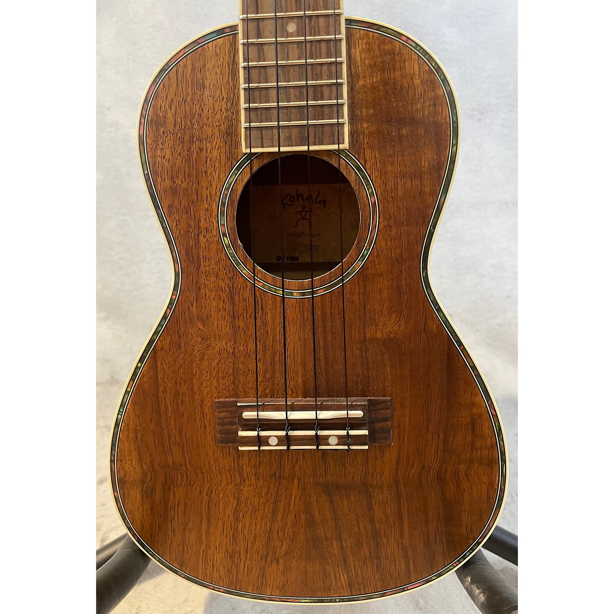 Fender 仕舞い フェンダー テナー ウクレレ Koa Nohea オマケ付