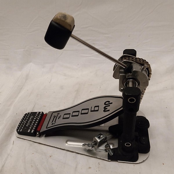 Used DW 9000 Series Single Single Bass Drum Pedal