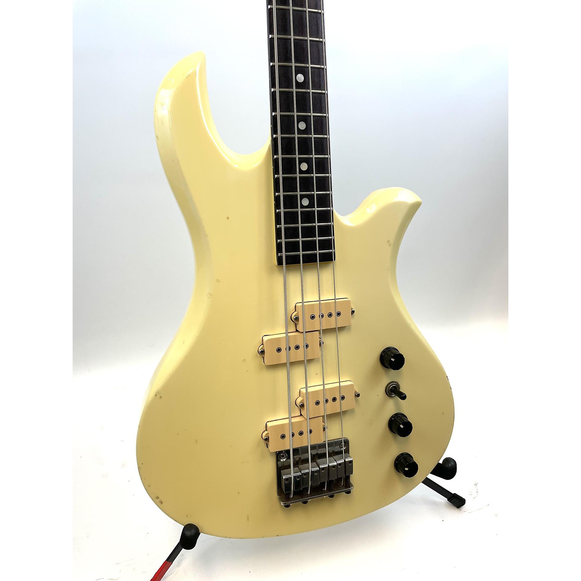 ベース B.C. RICH EAGLE BASS B.C. Rich Eagle Bass USED Bass - Blues Angel Music
