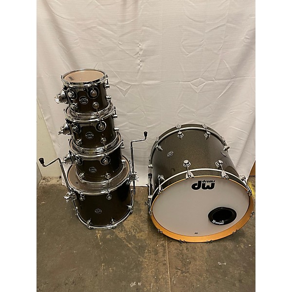 Used DW Performance Series Drum Kit