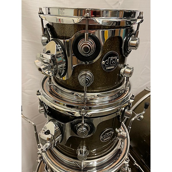 Used DW Performance Series Drum Kit