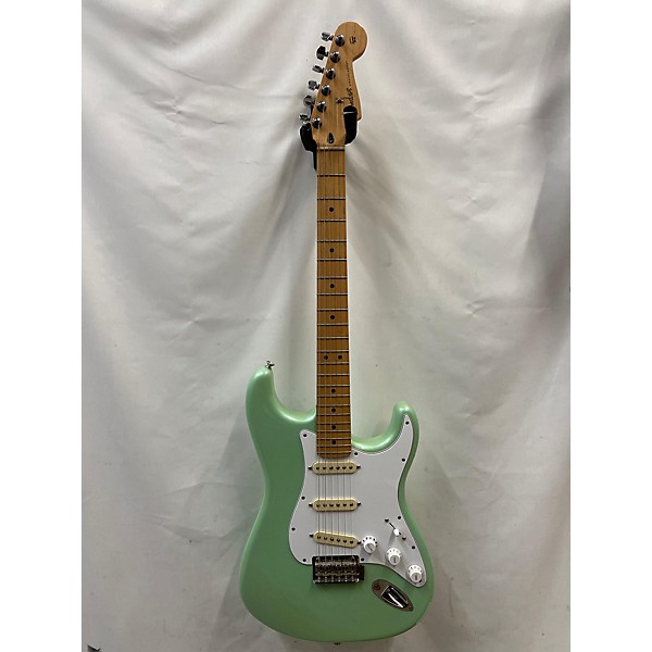 Used Fender Used Fender Player Stratocaster Seafoam Pearl Solid Body Electric Guitar