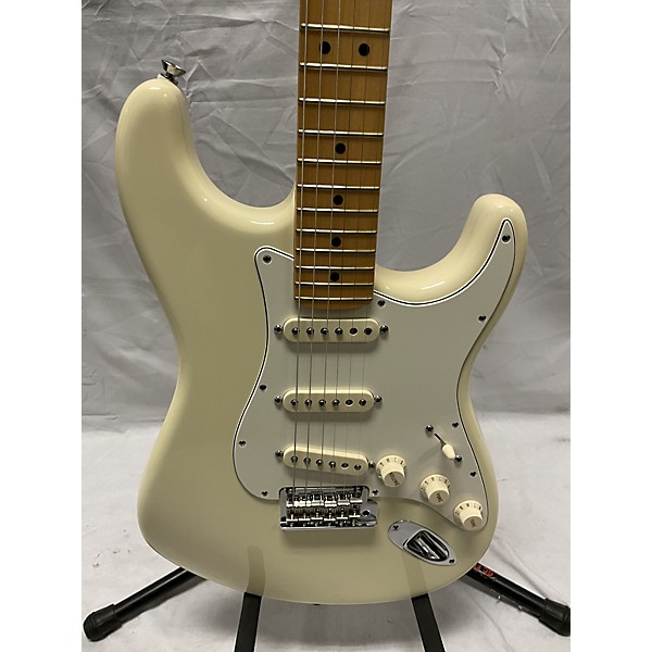 Used Fender American Standard Stratocaster Solid Body Electric Guitar