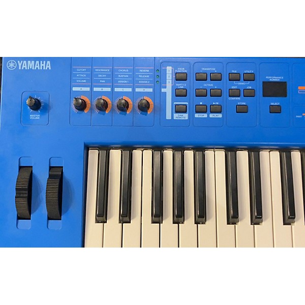 Used Yamaha MX49 49 Key Keyboard Workstation