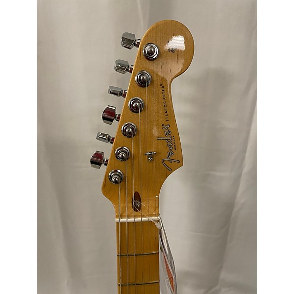 Used Fender Used 2016 Fender American Standard Stratocaster Sienna Sunburst Solid Body Electric Guitar