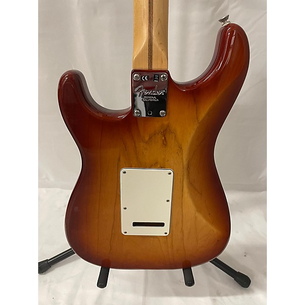 Used Fender Used 2016 Fender American Standard Stratocaster Sienna Sunburst Solid Body Electric Guitar