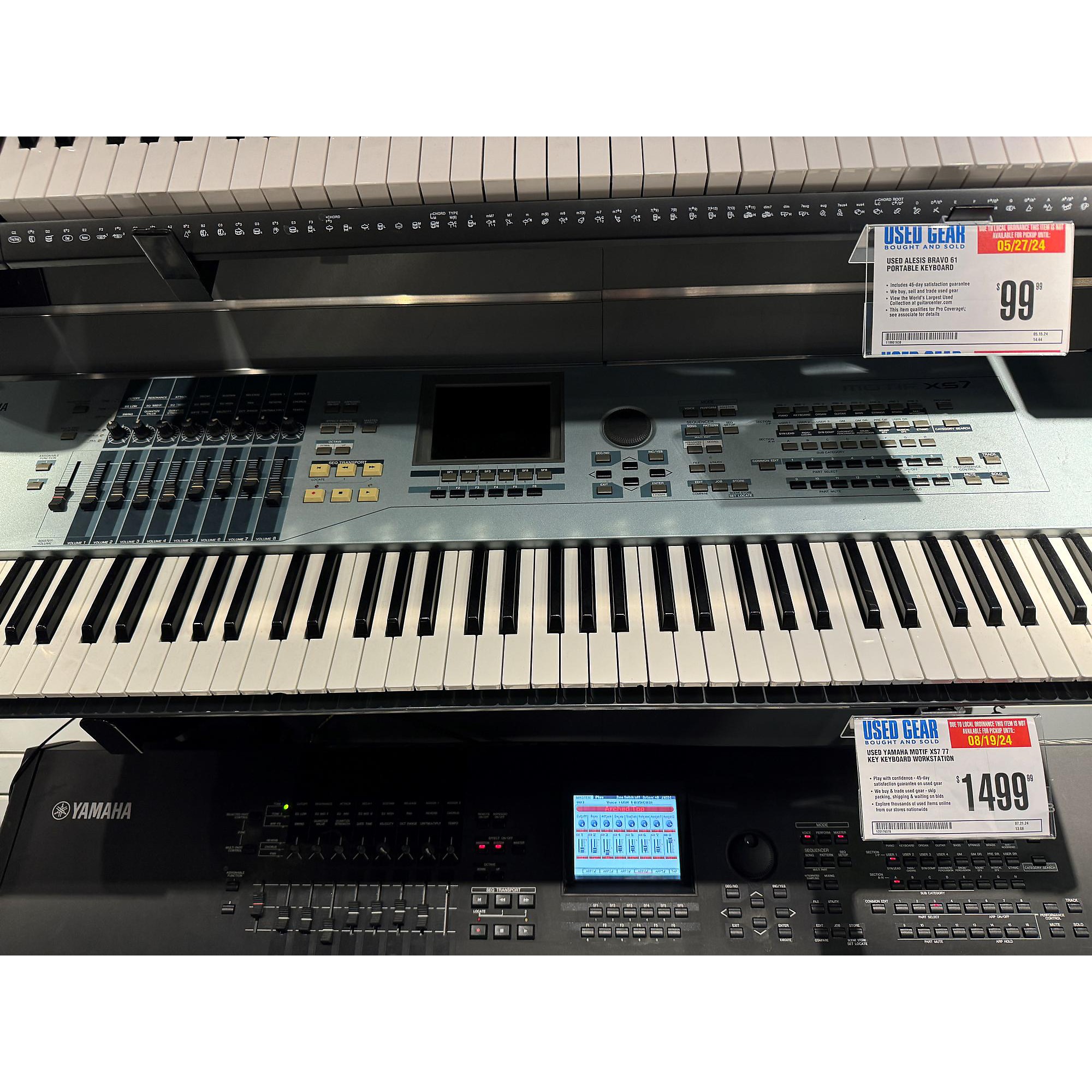 Used Yamaha Motif XS7 77 Key Keyboard Workstation | Guitar Center