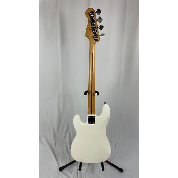 Used Used Fender Player Precision Bass Polar White Electric Bass Guitar