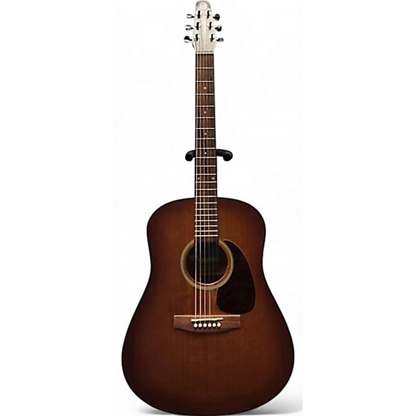 Used Seagull Used Seagull Entourage Rustic Cutaway 2 Color Sunburst Acoustic Electric Guitar