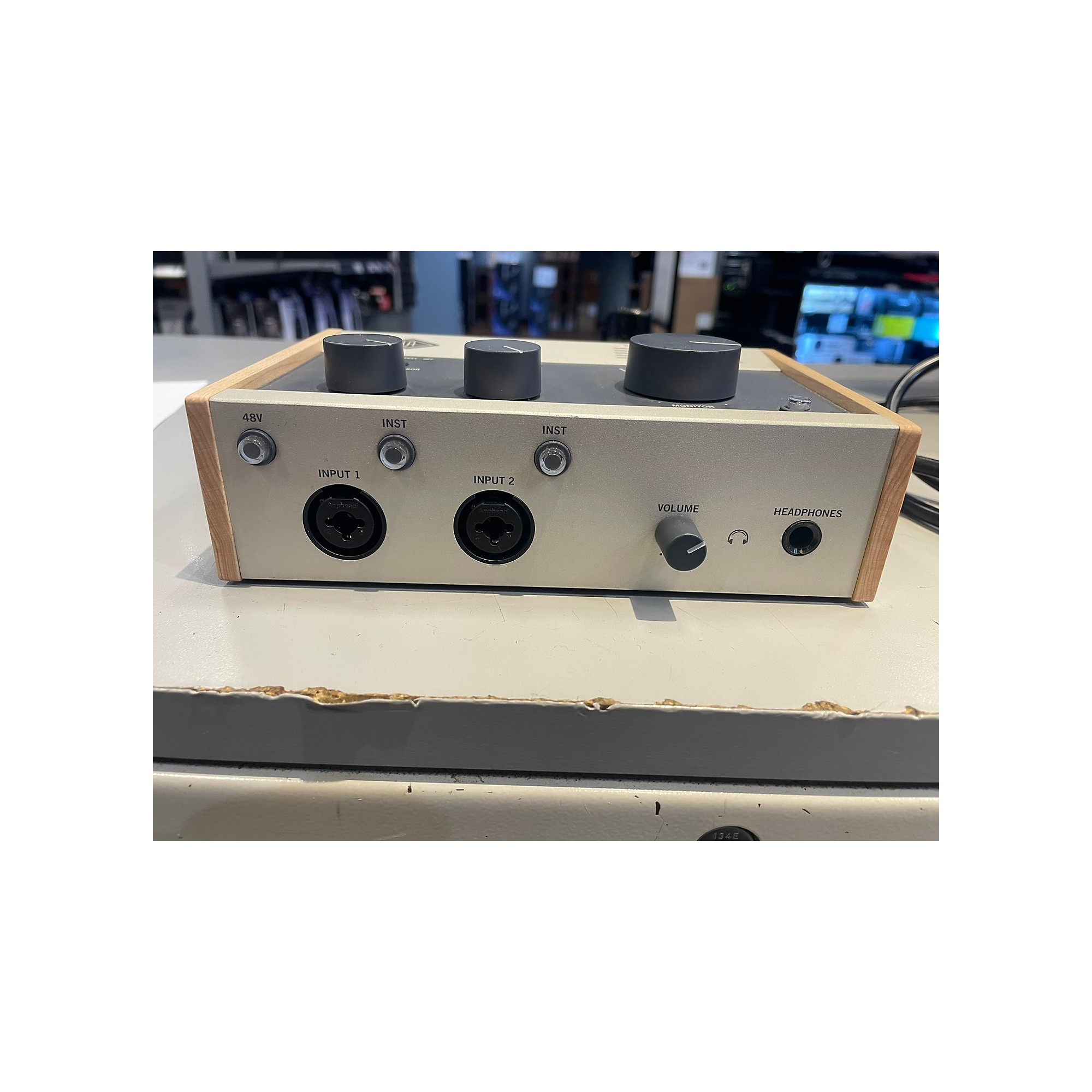 Used Universal Audio Volt 276 Audio Interface | Guitar Center
