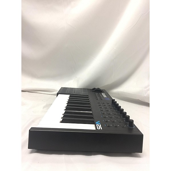 Used Alesis VI25 25 Key MIDI Controller