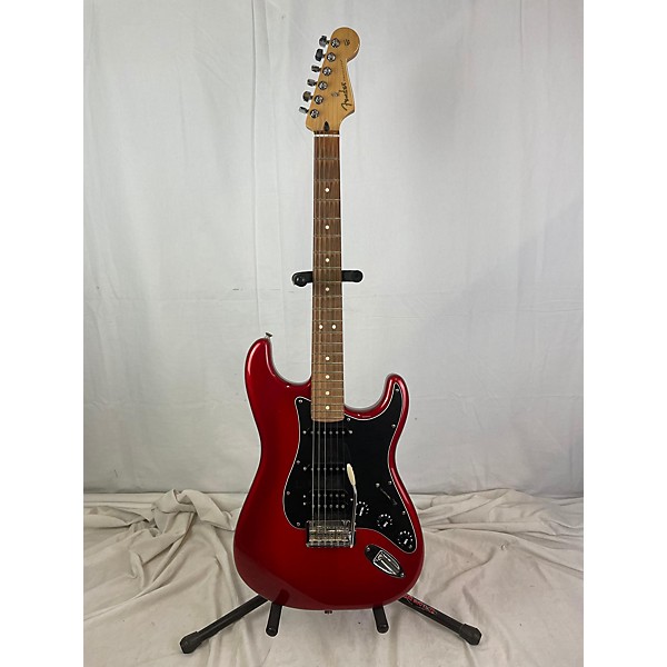 Used Fender Used Fender Player Stratocaster HSS Candy Apple Red Metallic Solid Body Electric Guitar