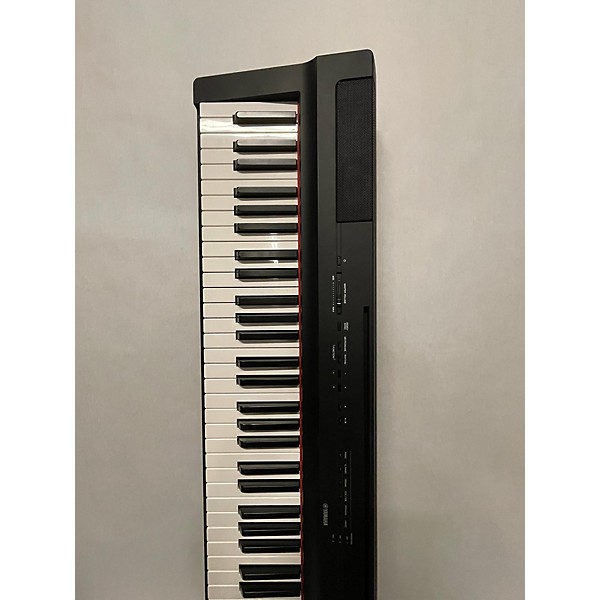 Used Yamaha Used Yamaha P125B Digital Piano