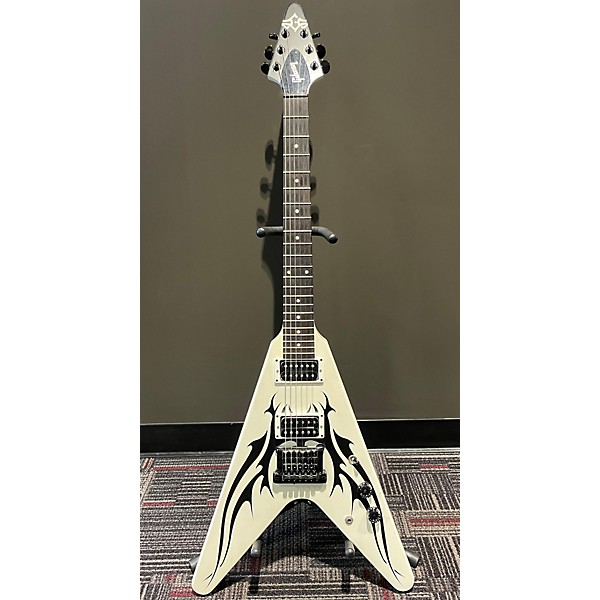 Used Gibson Used 2009 Gibson Tribal Flying V White With Black Tribal Print Solid Body Electric Guitar