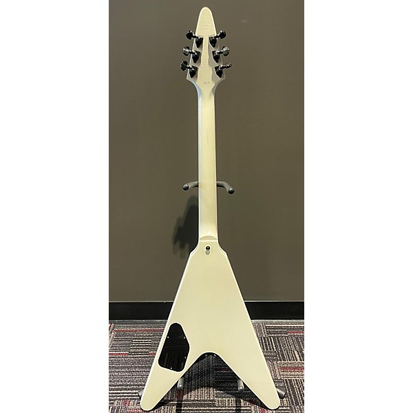 Used Gibson Used 2009 Gibson Tribal Flying V White With Black Tribal Print Solid Body Electric Guitar