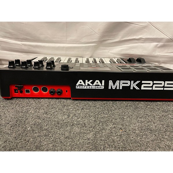 Used Akai Professional Mpk225 MIDI Controller